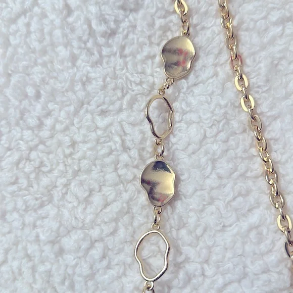 DKNY MINI BAG. - Picture 7 of 7